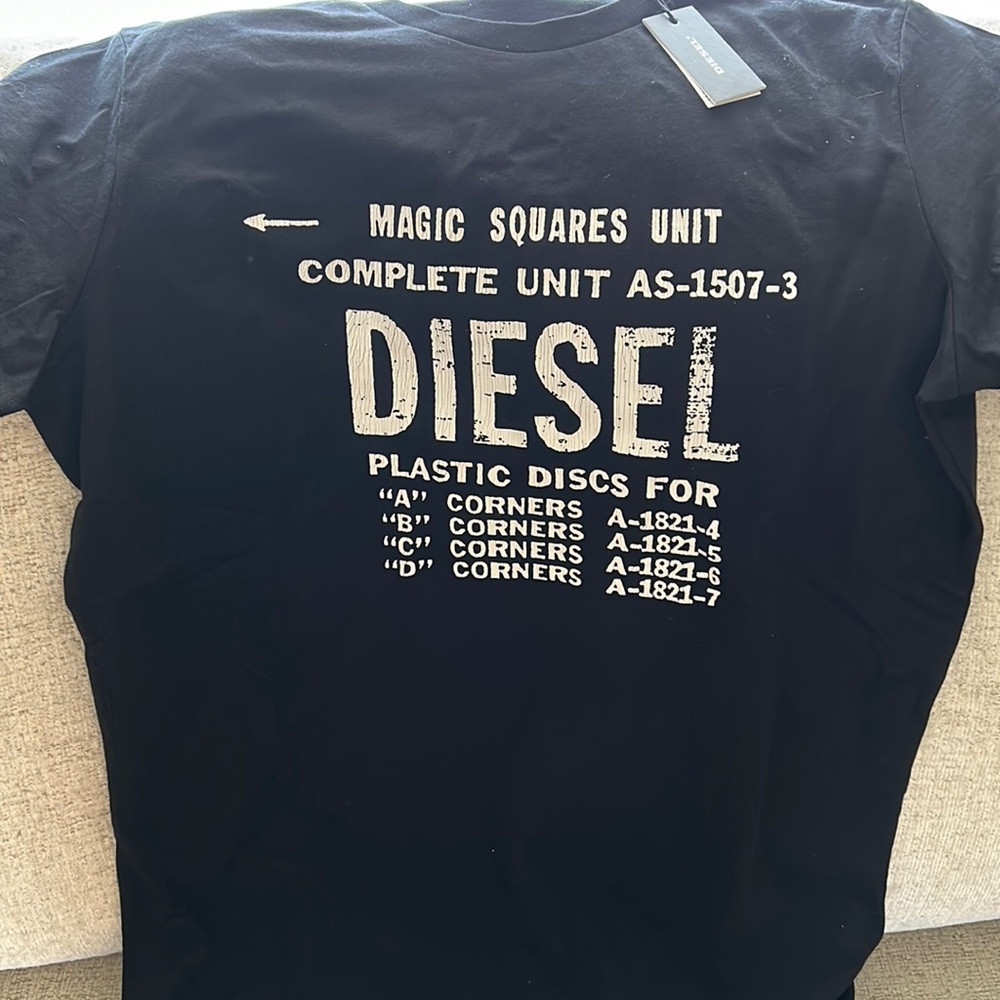 black tshirt